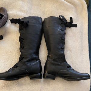 Tall Black leather round toe boots with Ribbon Laces